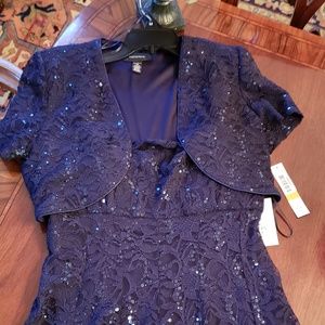 NWT! Beautiful R&M Richards dress
